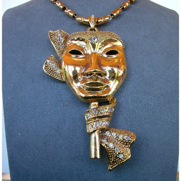 Gold-Tone Mardi Gras Mask Pendant Necklace 36" Unique Chain Design - Picture 2 of 5
